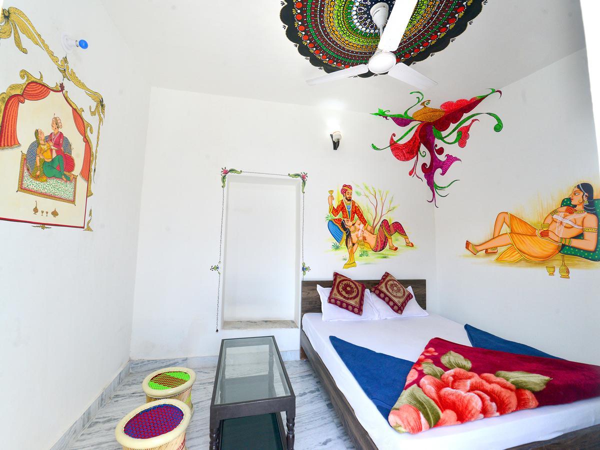 L G Guest House Jodhpur  Rum bild