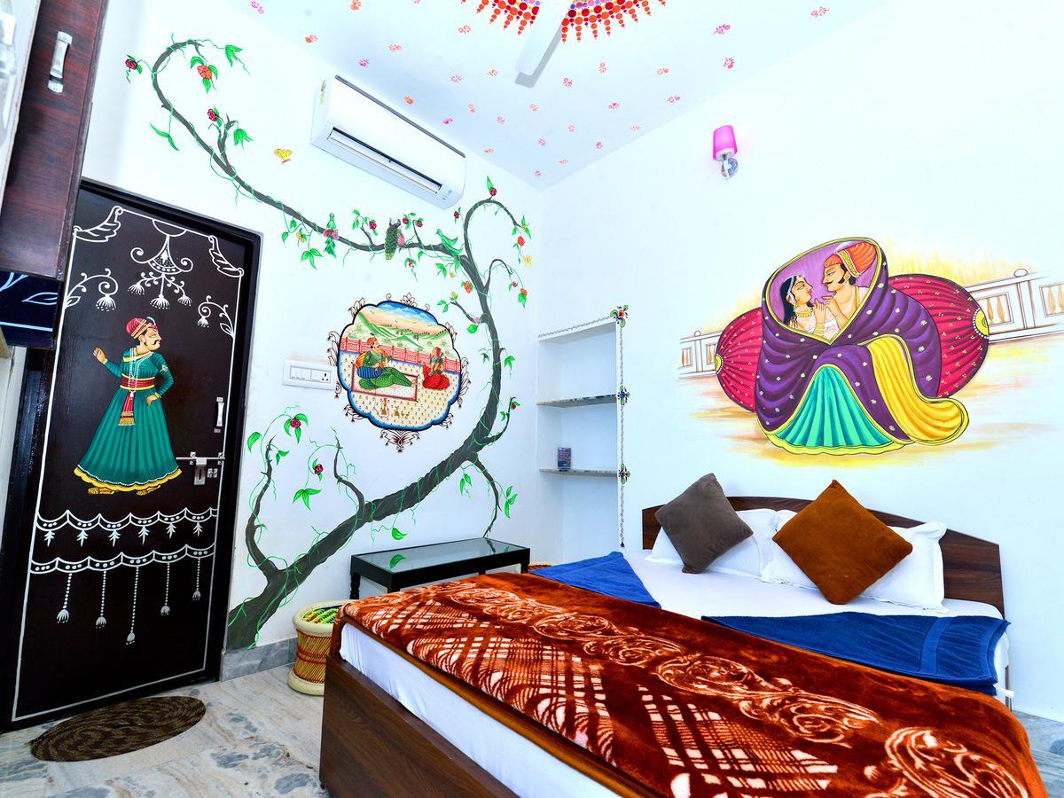 L G Guest House Jodhpur  Rum bild
