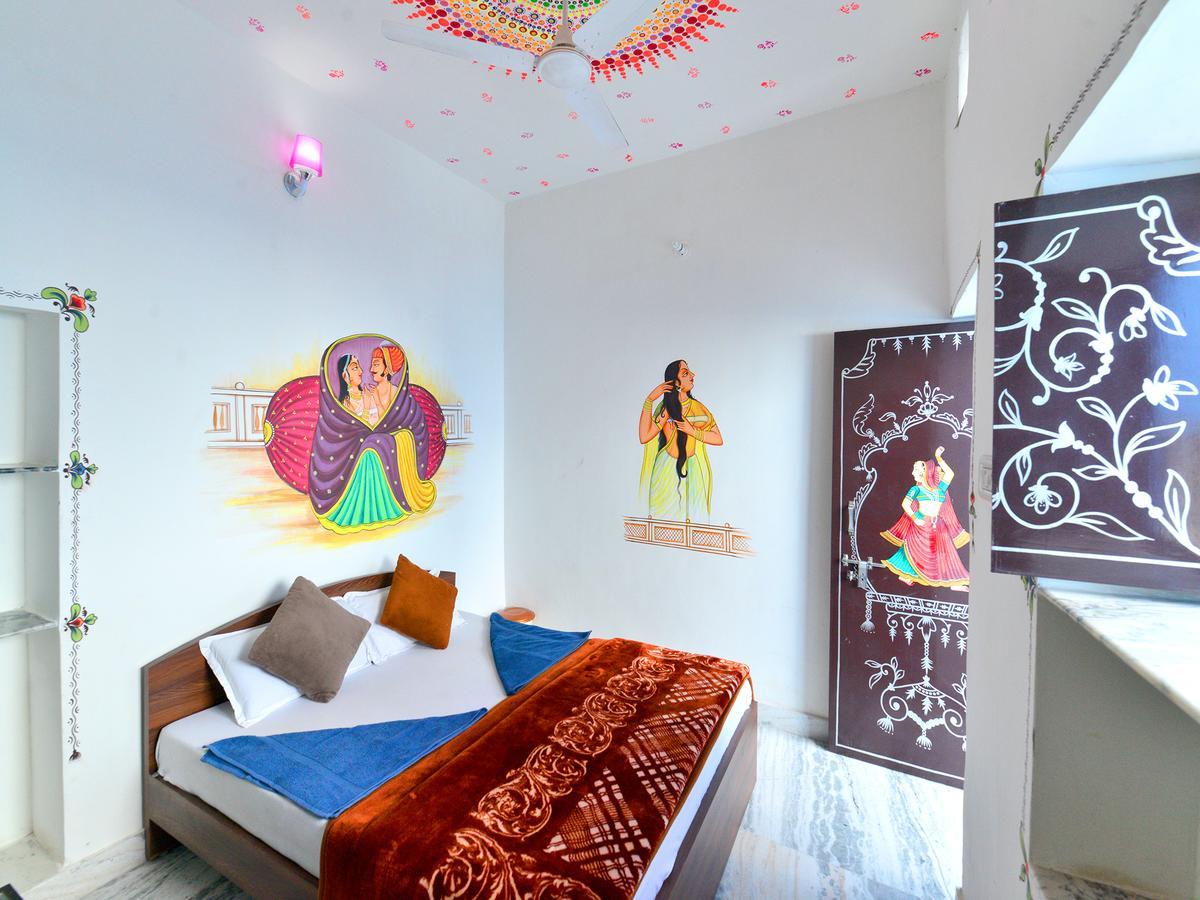 L G Guest House Jodhpur  Rum bild
