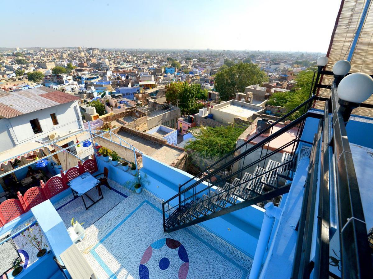 L G Guest House Jodhpur  Rum bild